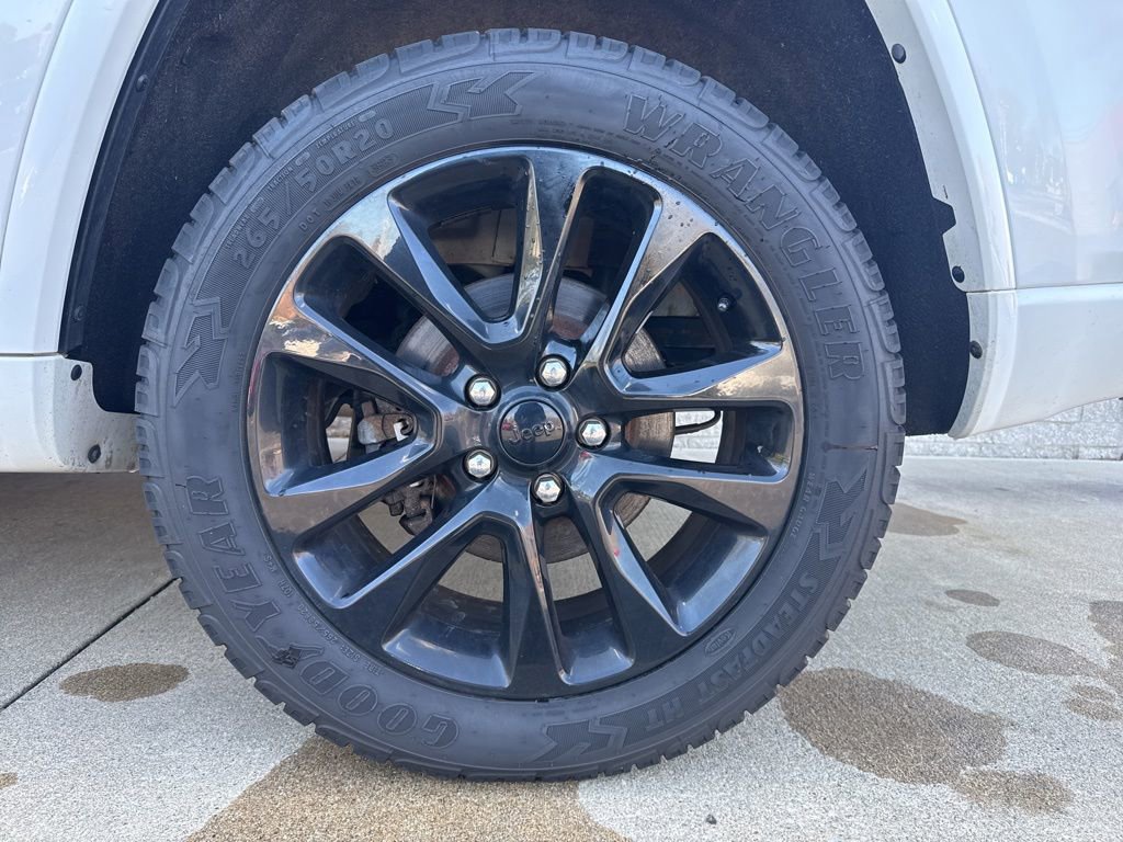 Used 2018 Jeep Grand Cherokee Altitude image 26