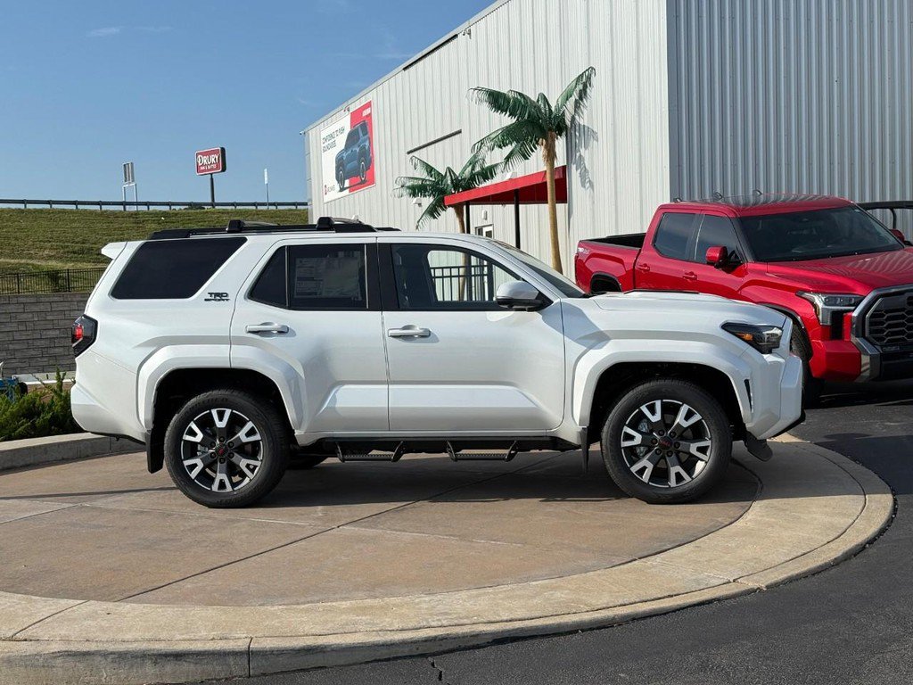 New 2026 Toyota 4Runner TRD Sport Premium AWD/4WD image 2
