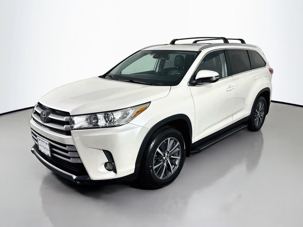 Used 2019 Toyota Highlander XLE