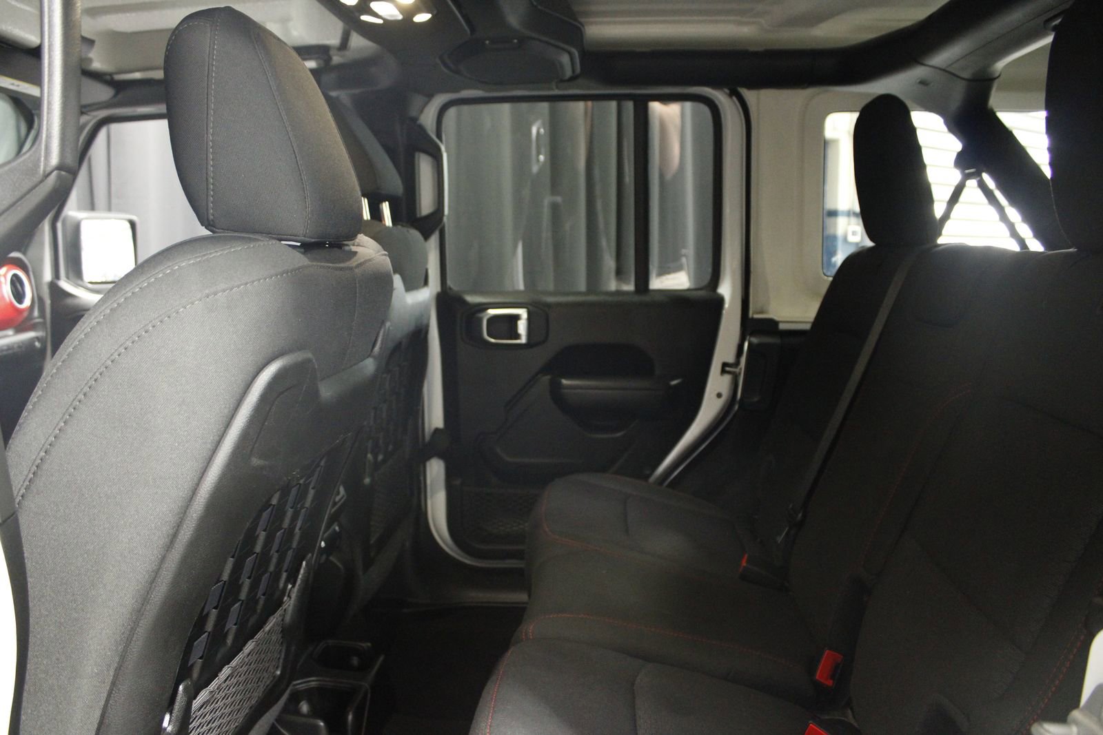 Used 2021 Jeep Wrangler Unlimited Rubicon image 41