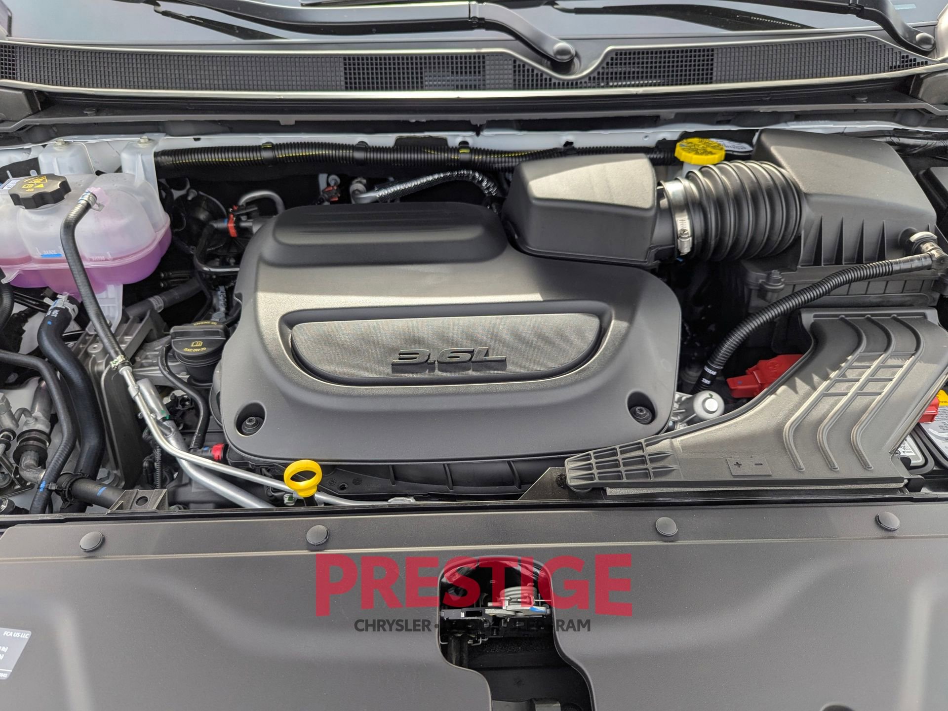 New 2026 Chrysler Pacifica Pinnacle w/ Trailer Tow Group AWD/4WD image 32