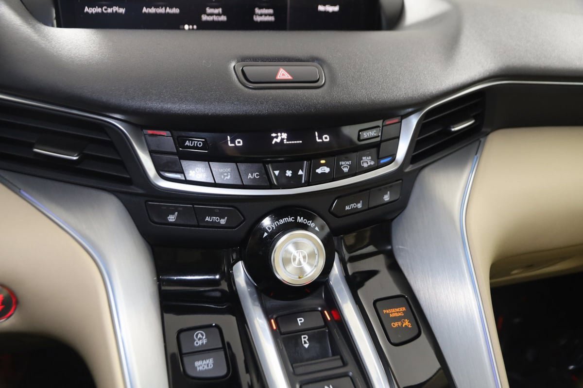 Used 2024 Acura TLX w/ Technology Package FWD image 9