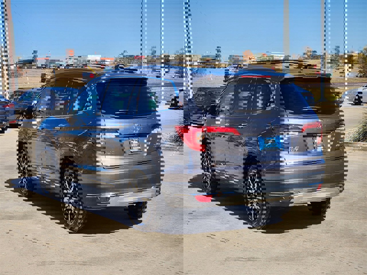 Certified 2022 Honda Pilot Touring image 7