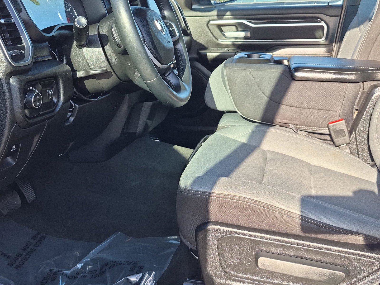 Used 2024 RAM 1500 Big Horn AWD/4WD image 18