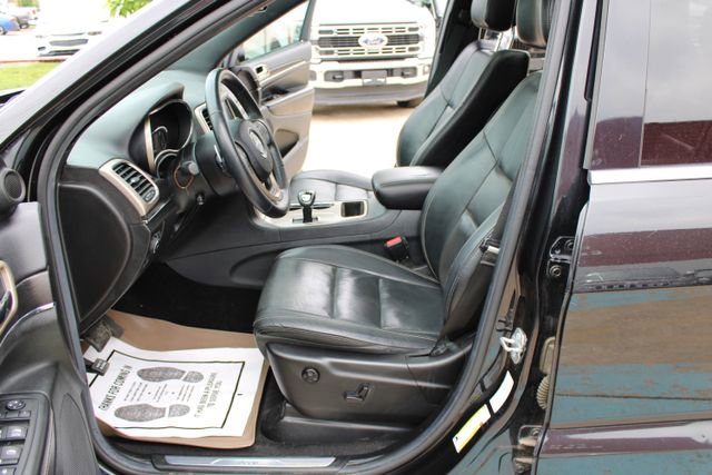 Used 2014 Jeep Grand Cherokee Limited w/ Luxury Group II RWD image 16