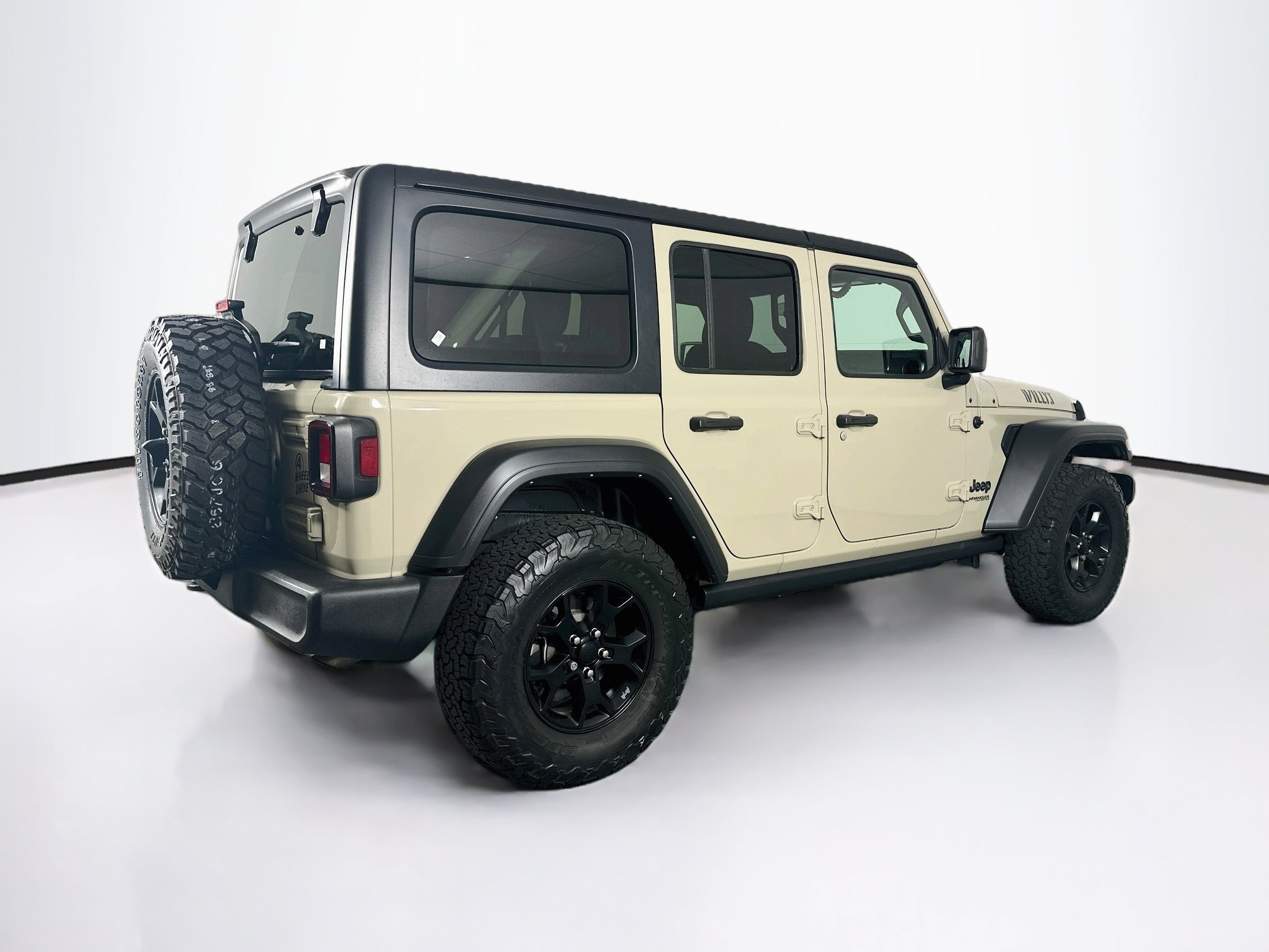 Used 2022 Jeep Wrangler Unlimited Sport AWD/4WD image 9