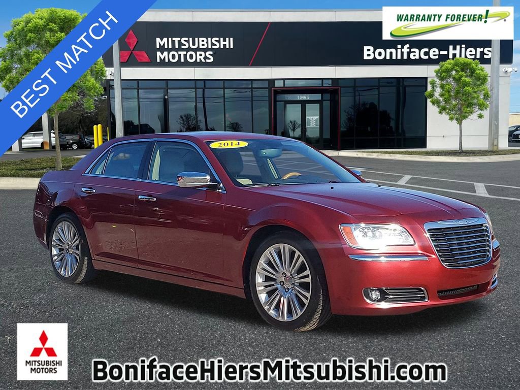 Used 2014 Chrysler 300 C image 1