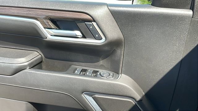 Used 2024 Chevrolet Silverado 1500 LT RWD image 25