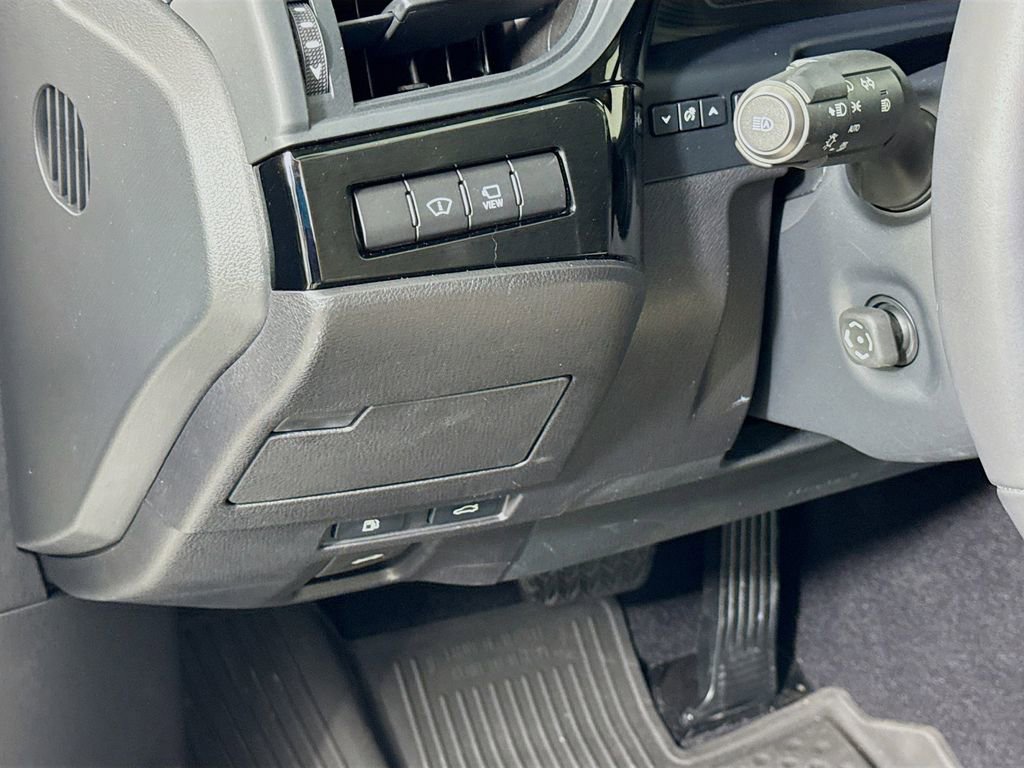 Certified 2024 Lexus ES 350 Ultra Luxury w/ Accessory Package (Z2) FWD image 10