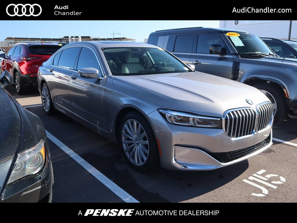 Used 2022 BMW 740i w/ Premium Package RWD image 1