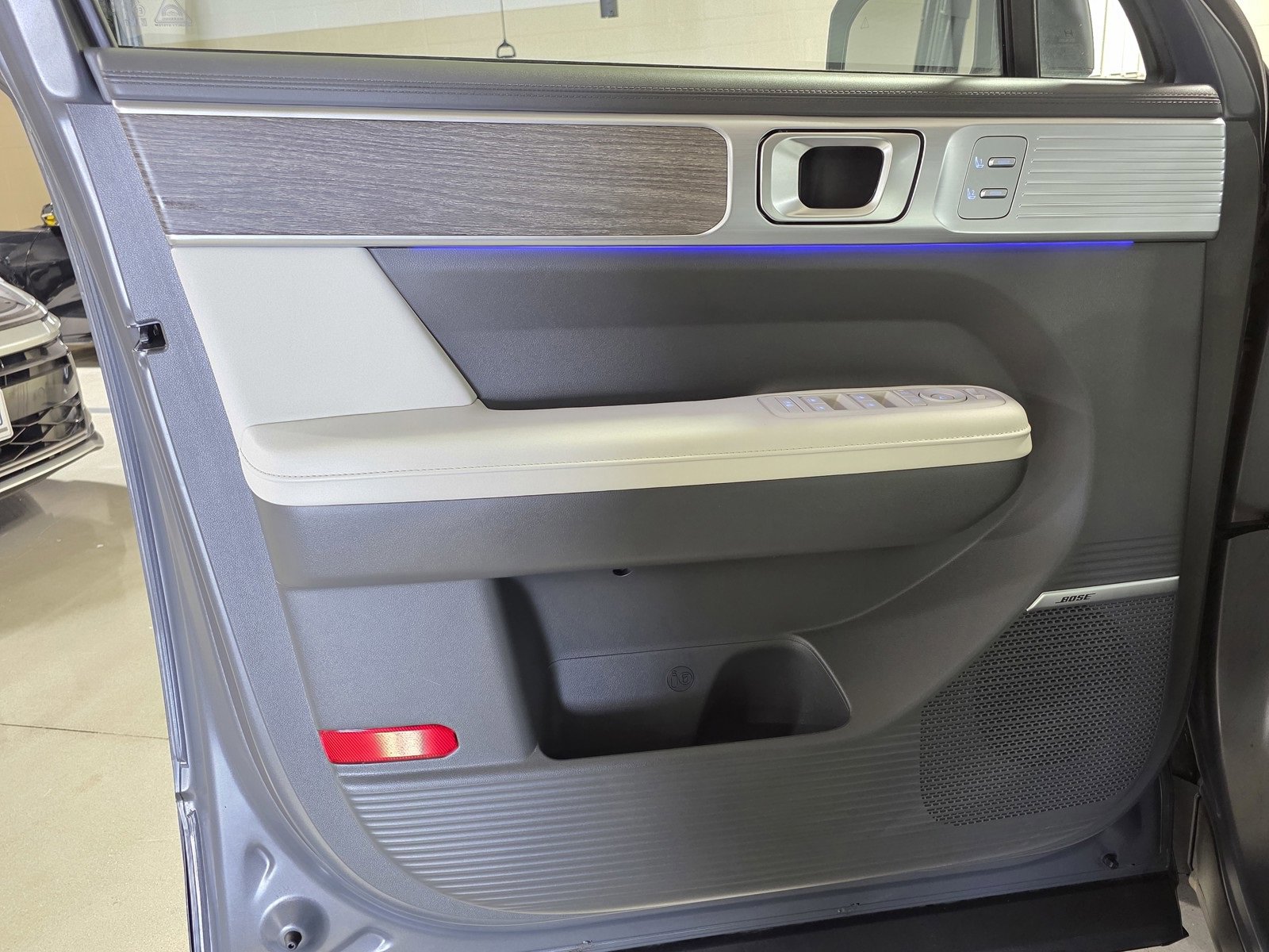 Certified 2025 Hyundai Santa Fe Limited image 21