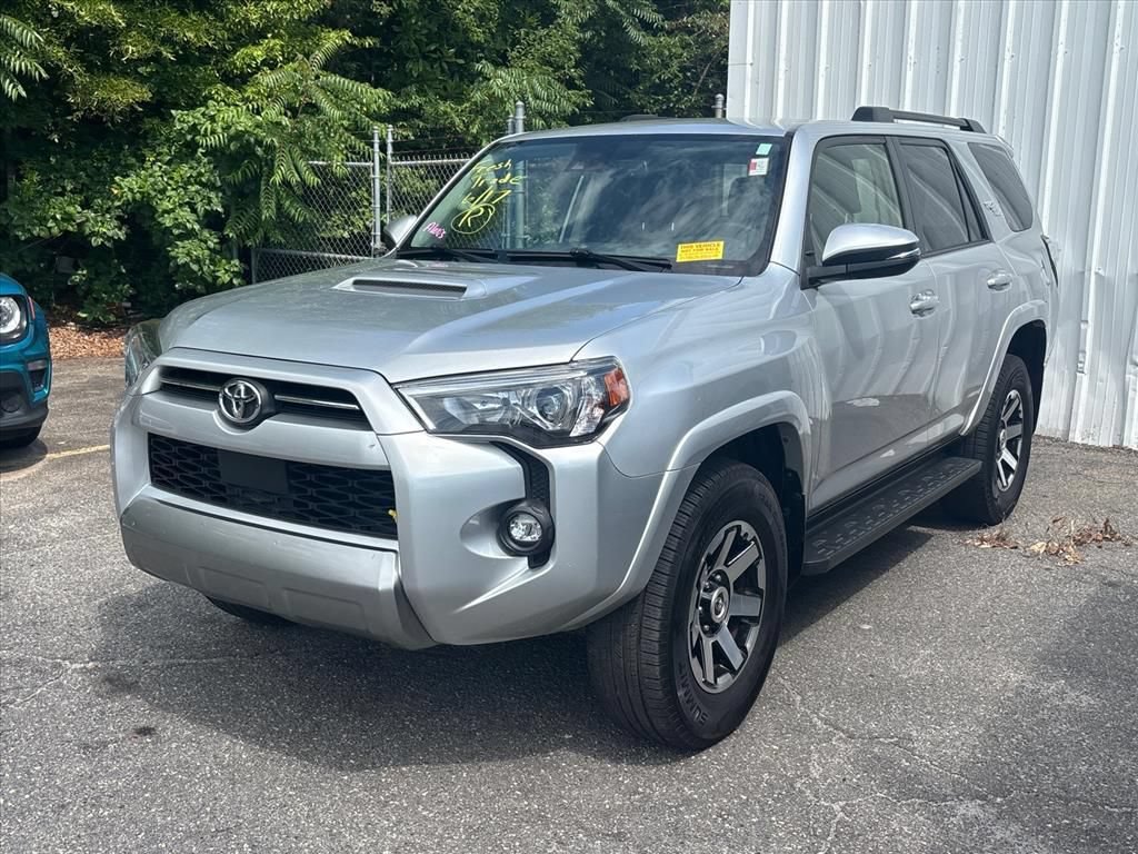 Used 2022 Toyota 4Runner TRD Off-Road Premium AWD/4WD image 2