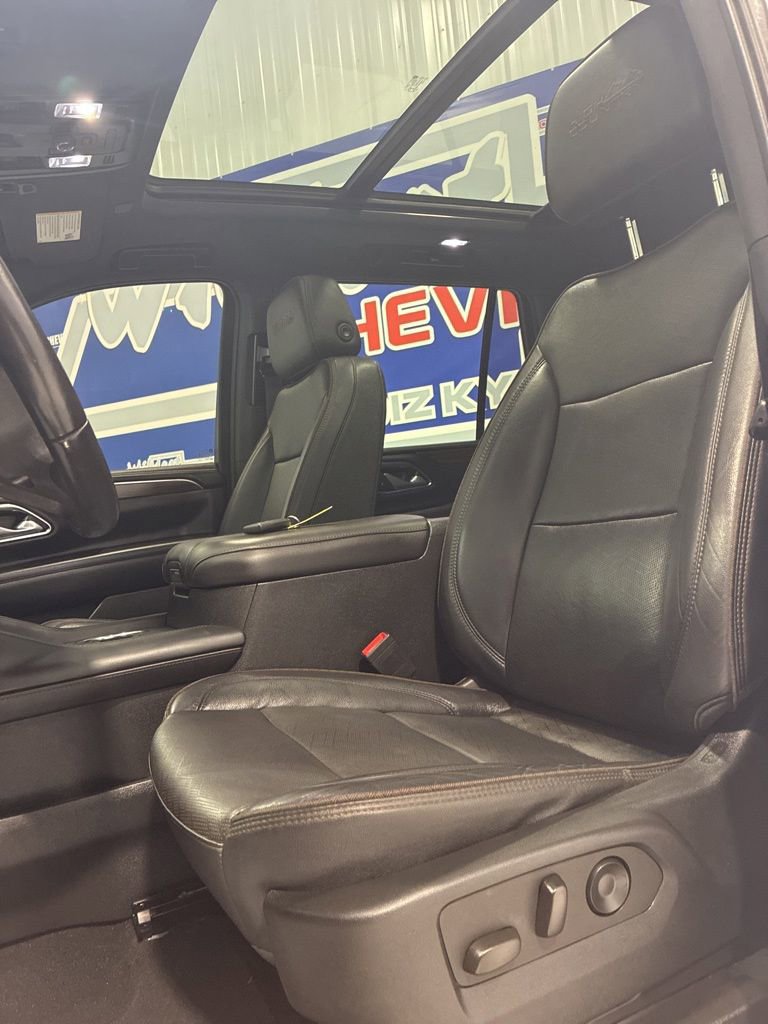 Used 2022 Chevrolet Tahoe High Country AWD/4WD image 14