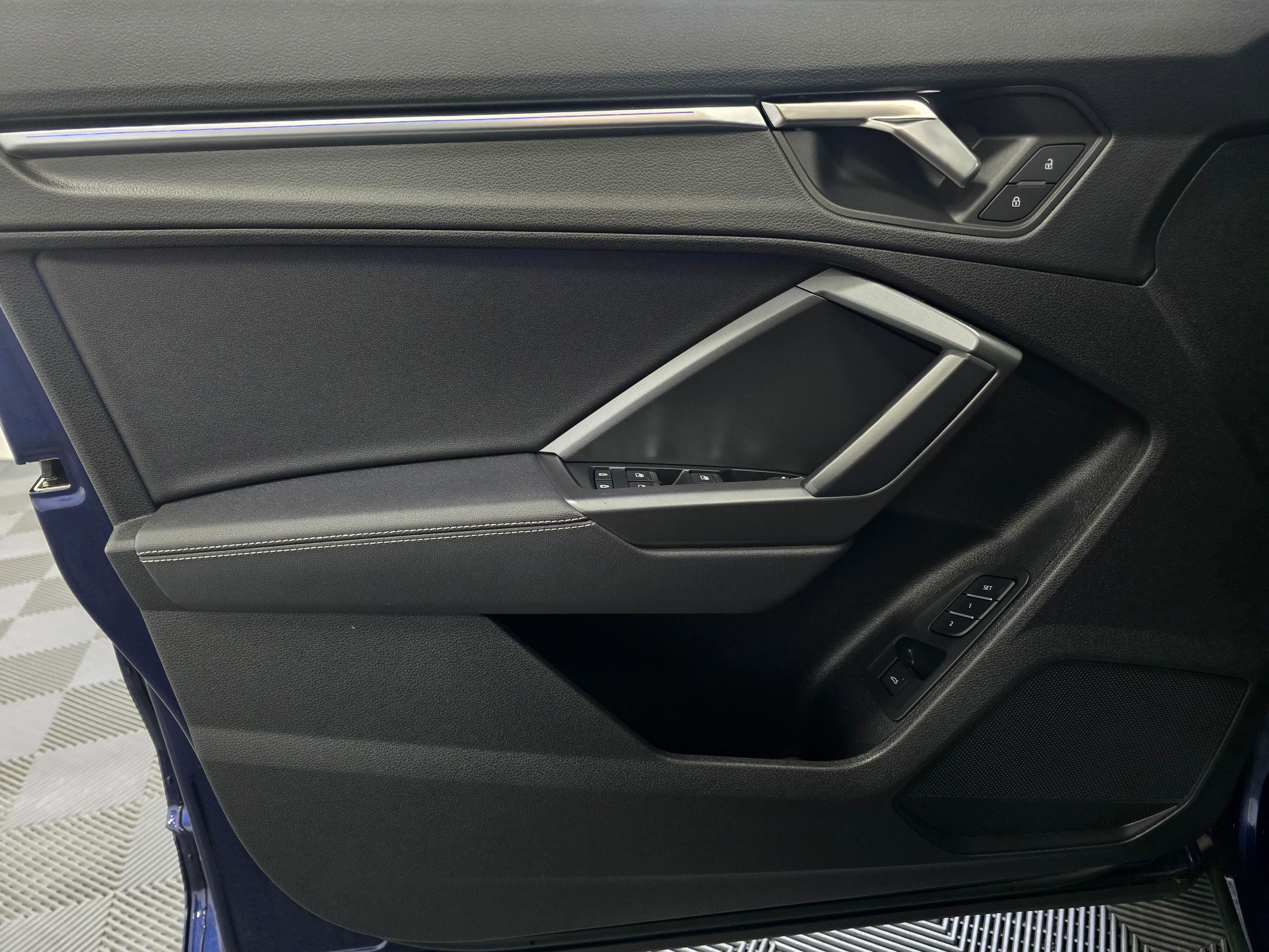 Used 2024 Audi Q3 2.0T Premium Plus image 34