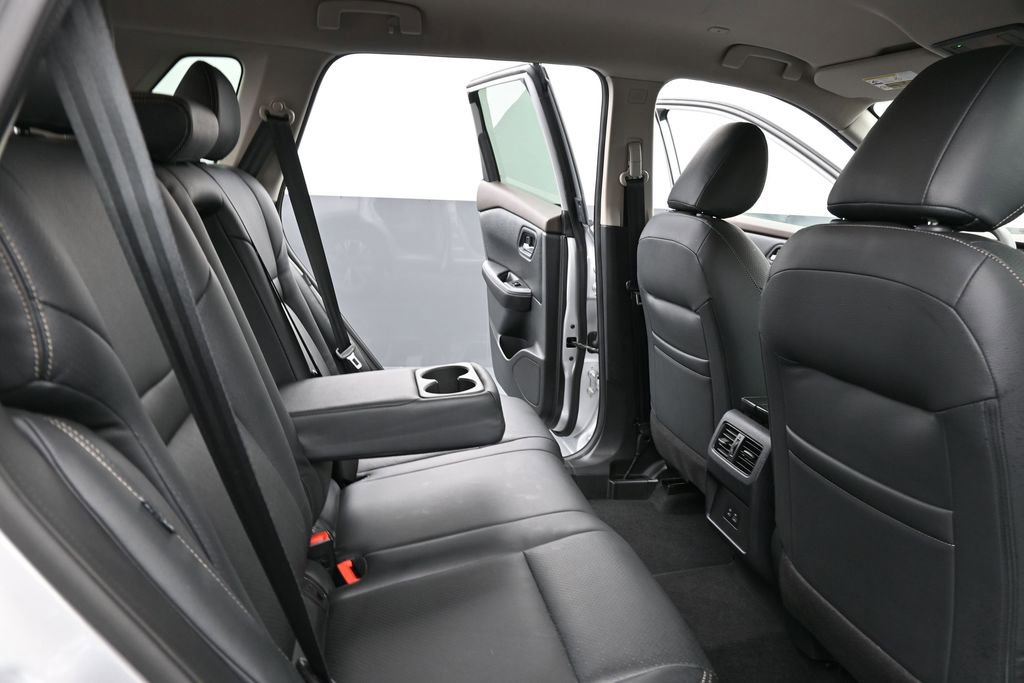 Used 2022 Nissan Rogue SV FWD image 23