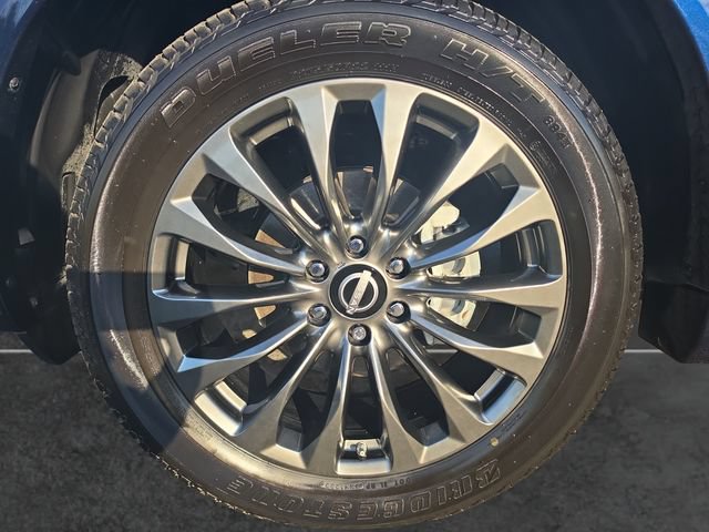 Used 2023 Nissan Armada Platinum w/ Captain's Chairs Package AWD/4WD image 9