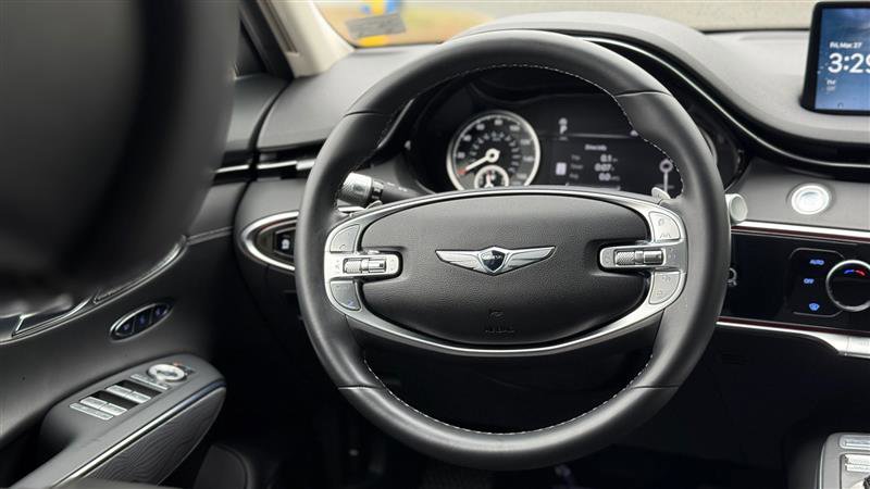 Used 2024 Genesis GV70 2.5T w/ Advanced Package image 26