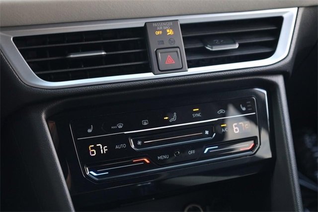 New 2025 Volkswagen Taos SE image 13
