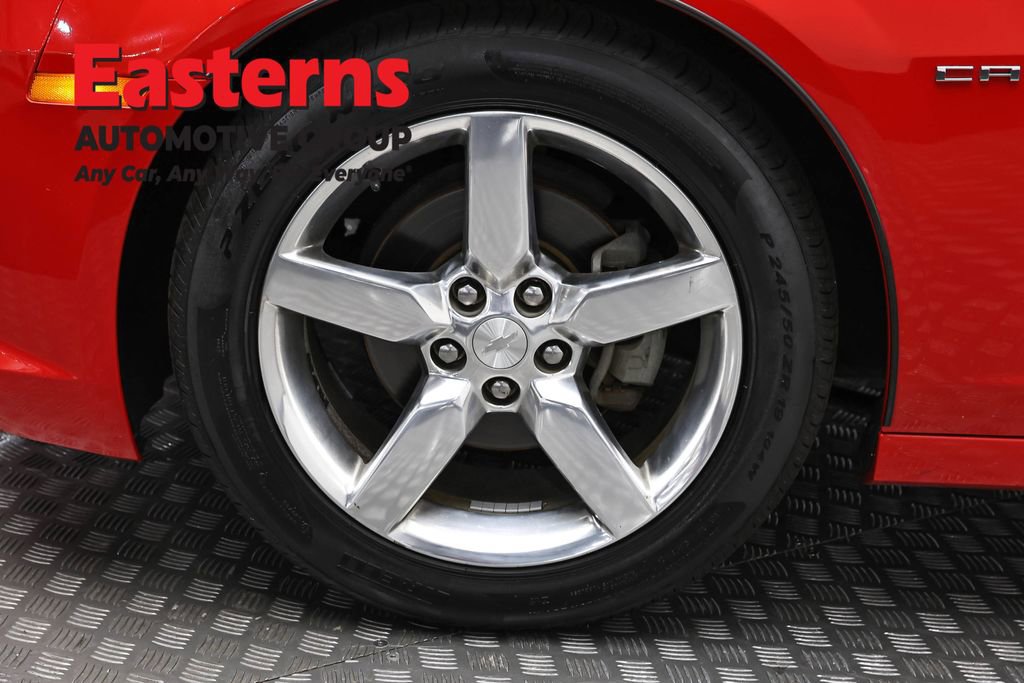Used 2015 Chevrolet Camaro LT RWD image 28