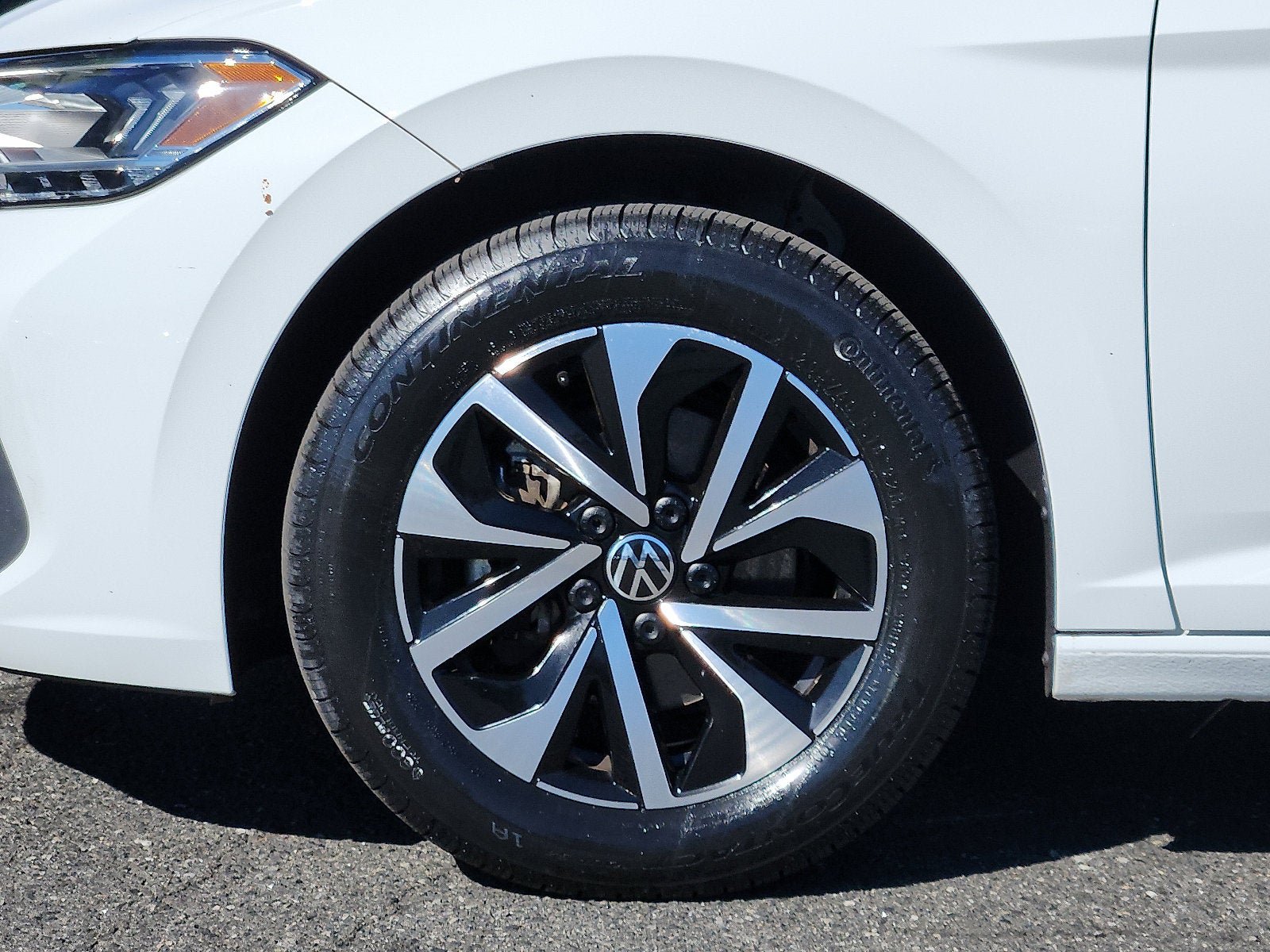 Certified 2024 Volkswagen Jetta S FWD image 8