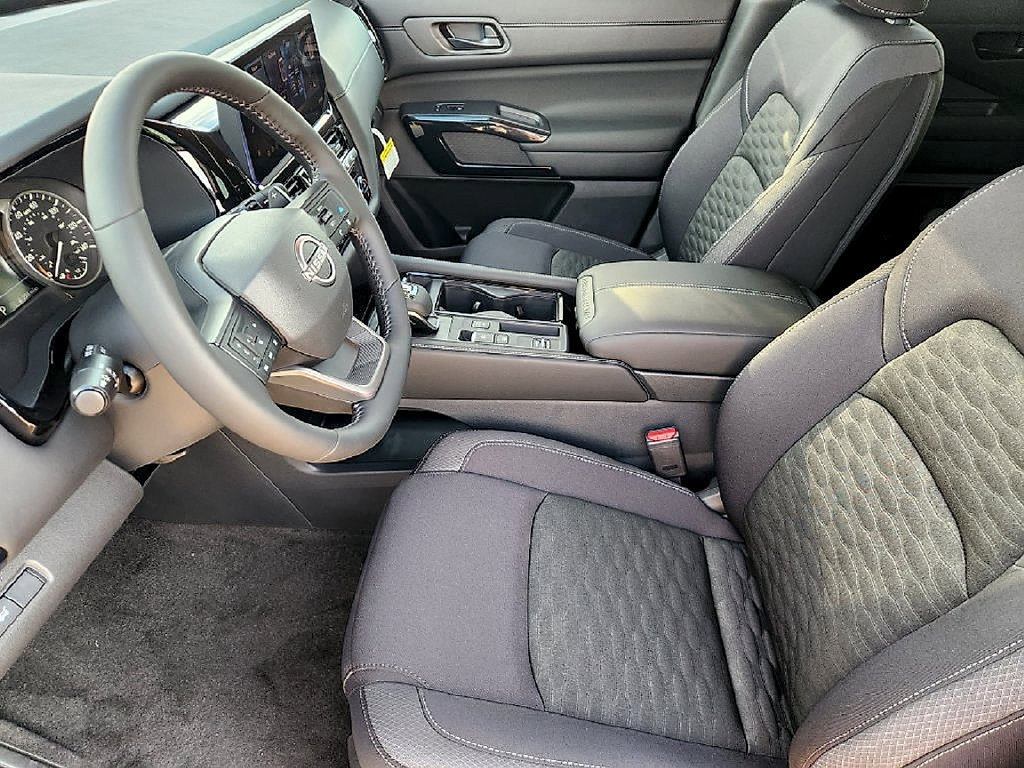 New 2026 Nissan Pathfinder SV w/ Cargo Package FWD image 12