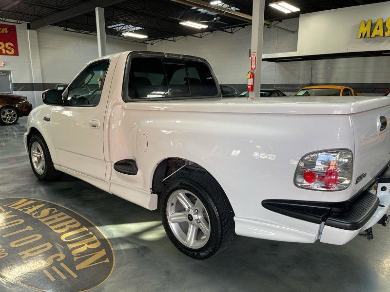 Used 2003 Ford F150 Lightning image 16