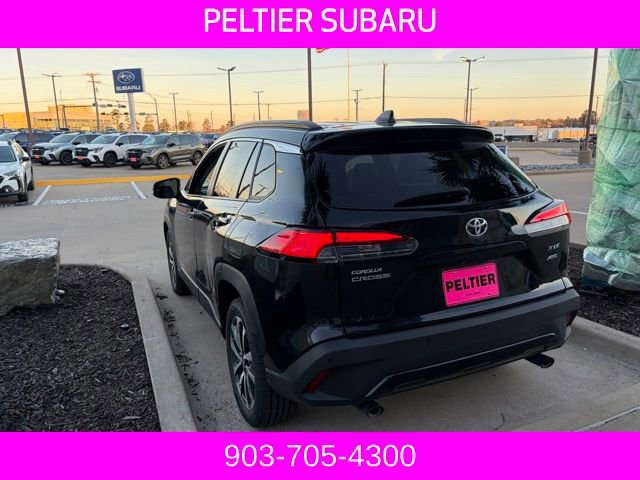 Used 2022 Toyota Corolla Cross XLE image 12