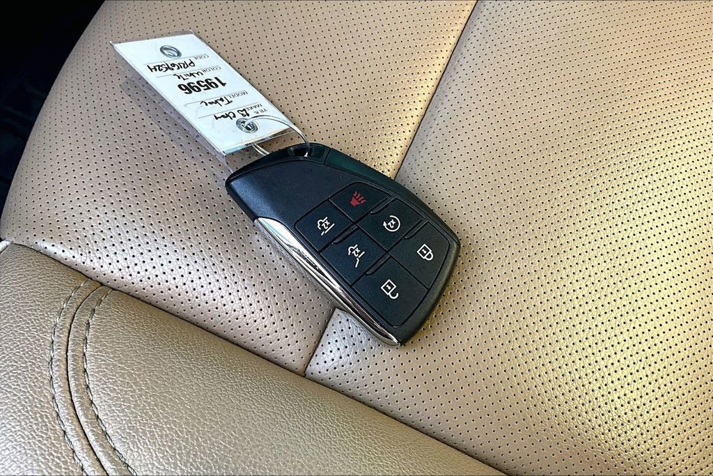 Used 2023 Chevrolet Tahoe Premier image 32