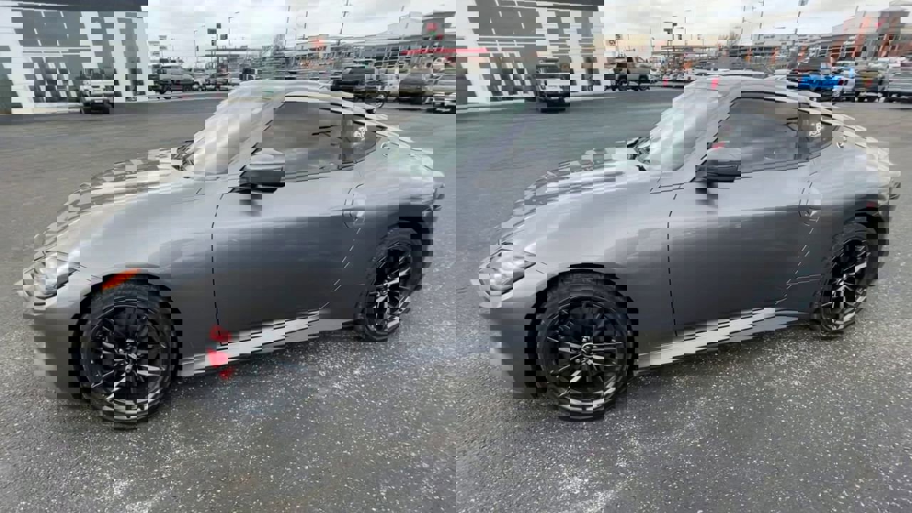 Used 2024 Nissan Z Performance w/ Floor Mat Package image 4