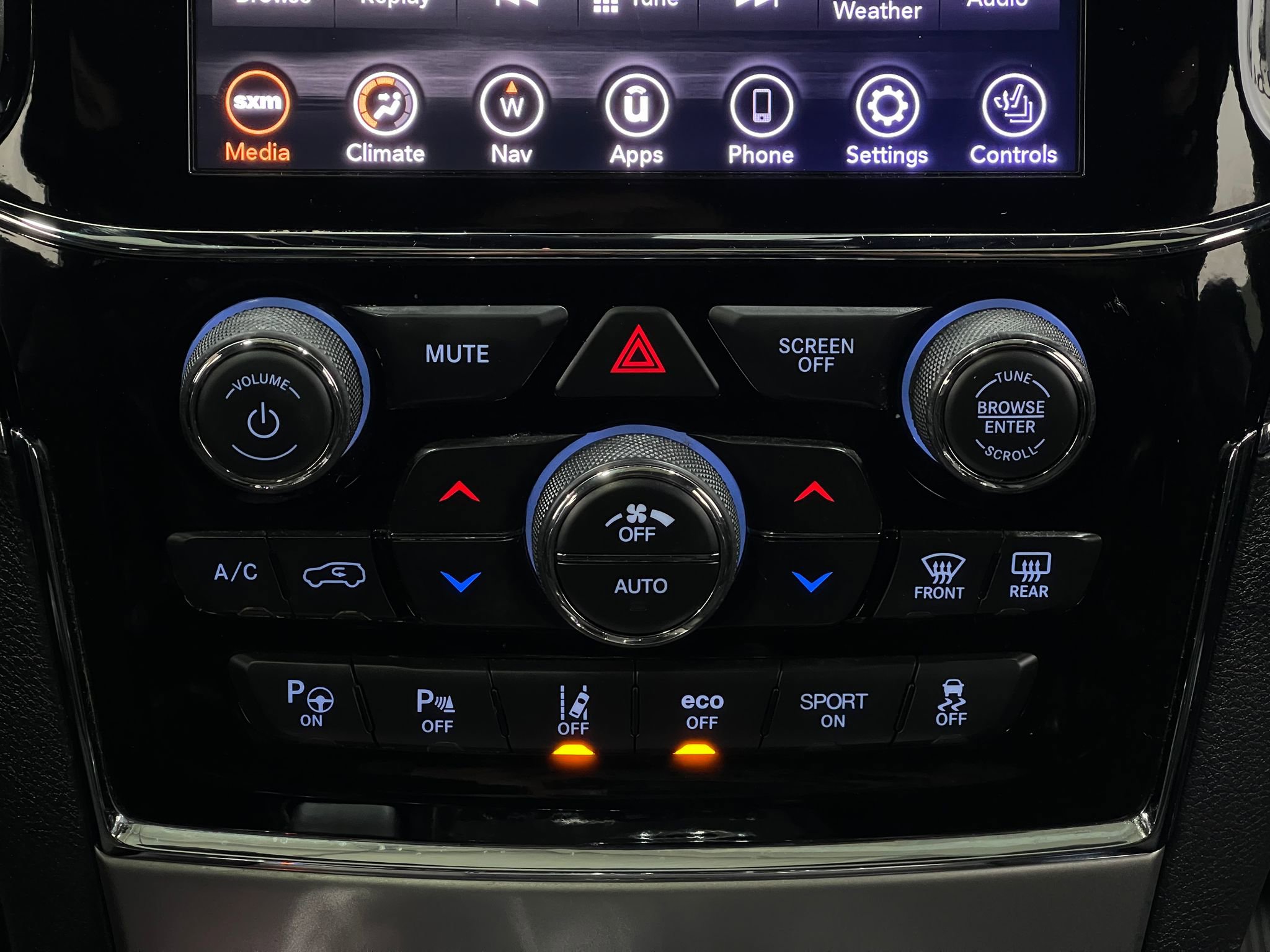 Used 2019 Jeep Grand Cherokee Trailhawk image 25