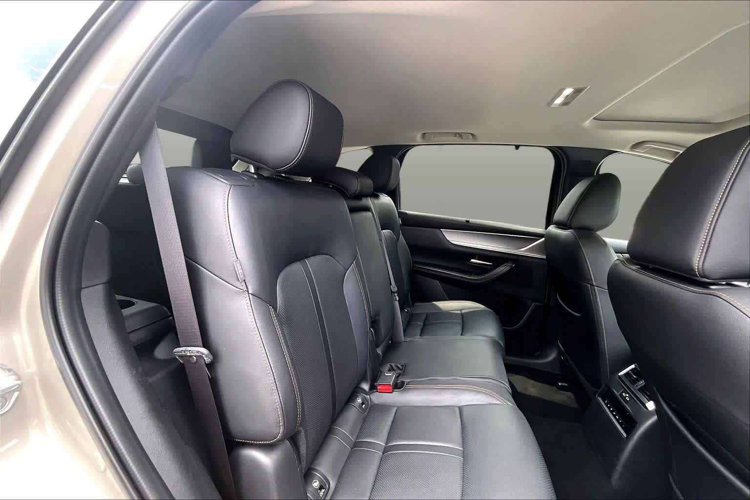 Used 2024 MAZDA CX-90 Plug-In Hybrid w/ Preferred AWD/4WD image 21