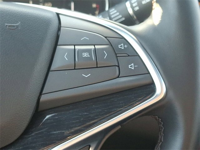 Used 2025 Cadillac XT5 Premium Luxury image 24