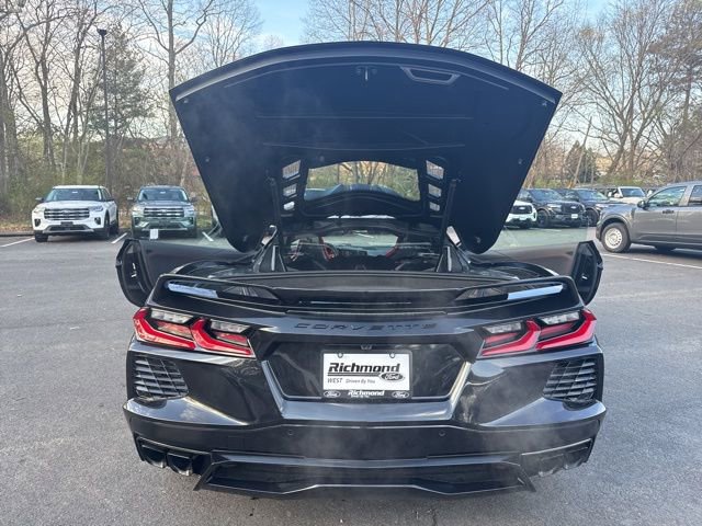 Used 2024 Chevrolet Corvette Stingray Coupe w/ Z51 Performance Package image 26