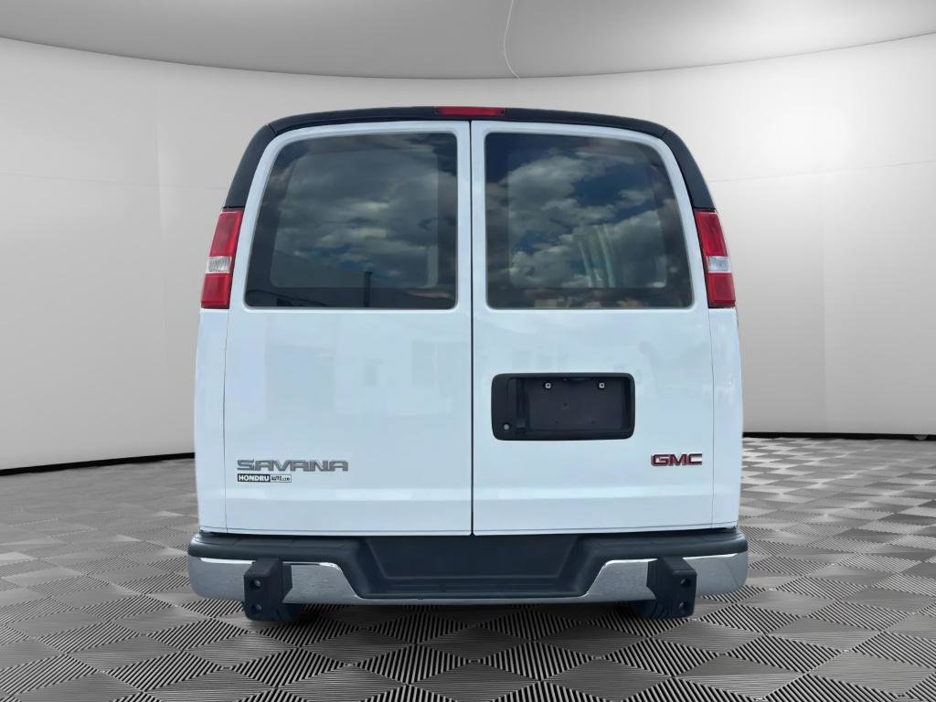 Used 2024 GMC Savana 2500 w/ Driver Convenience Package image 8