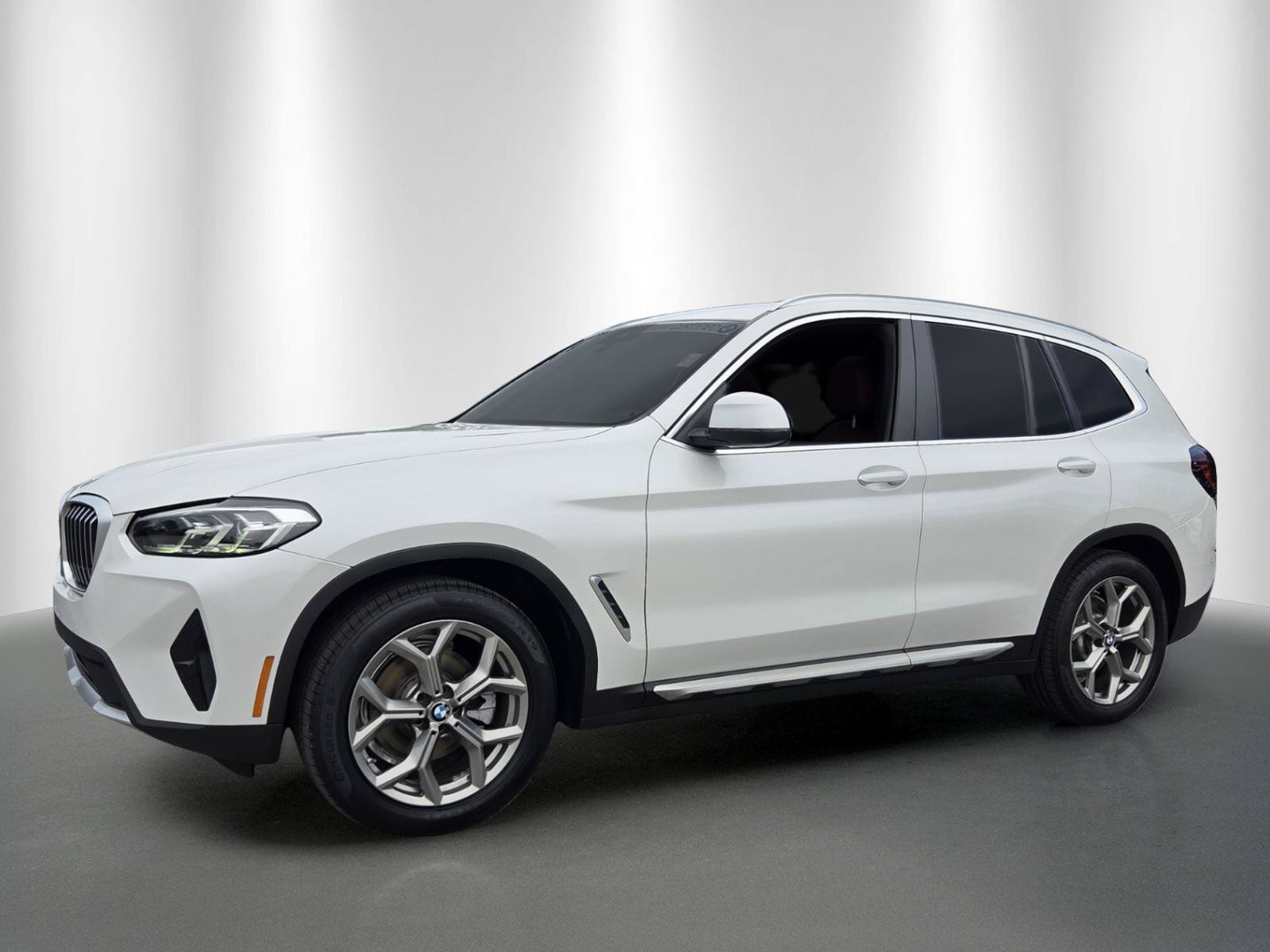 Certified 2024 BMW X3 sDrive30i w/ Convenience Package RWD image 3