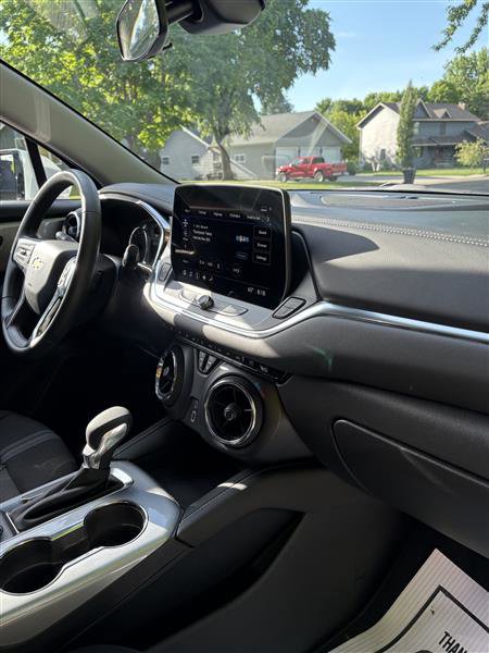 Used 2026 Chevrolet Blazer LT AWD/4WD image 7