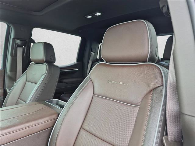 Used 2026 GMC Sierra 1500 Denali AWD/4WD image 12