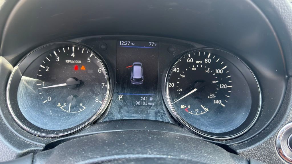 Used 2018 Nissan Rogue SL w/ Premium Package image 12