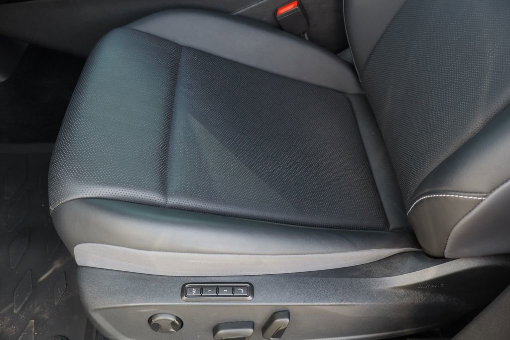 Used 2024 Volkswagen ID.4 S image 19