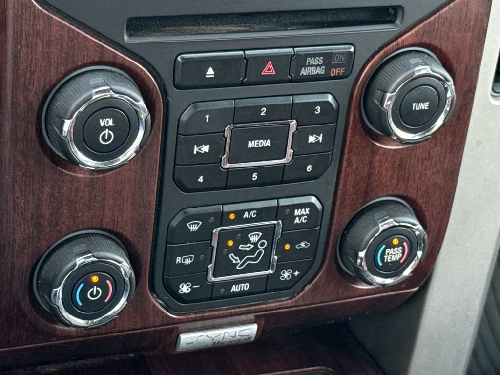 Used 2013 Ford F150 King Ranch w/ King Ranch Luxury Pkg AWD/4WD image 23