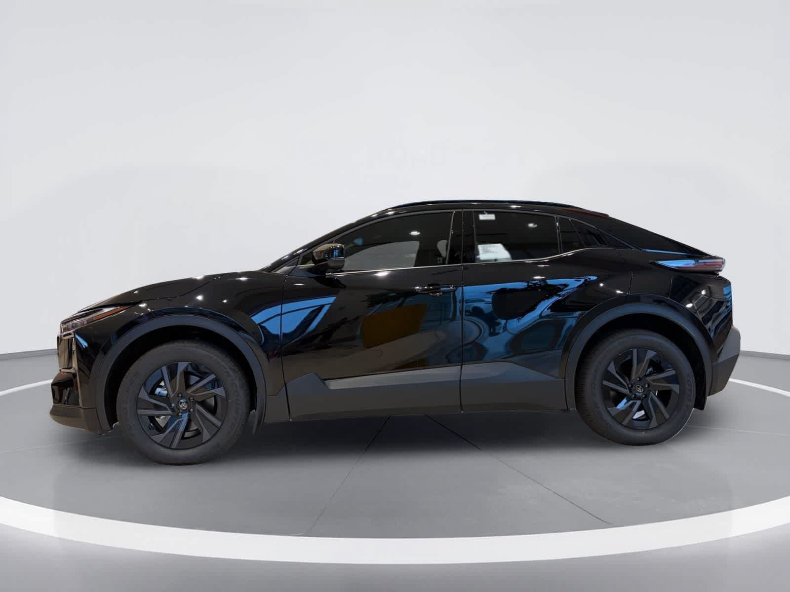 New 2026 Toyota C-HR AWD/4WD video 3