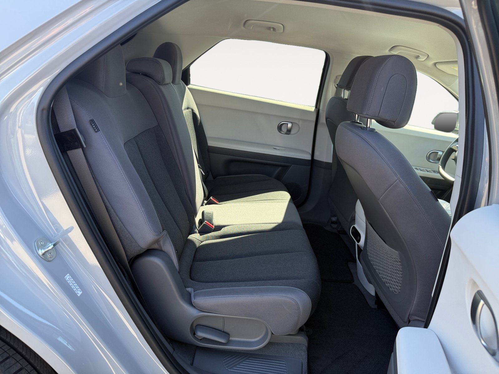 Certified 2024 Hyundai Ioniq 5 SEL RWD image 18