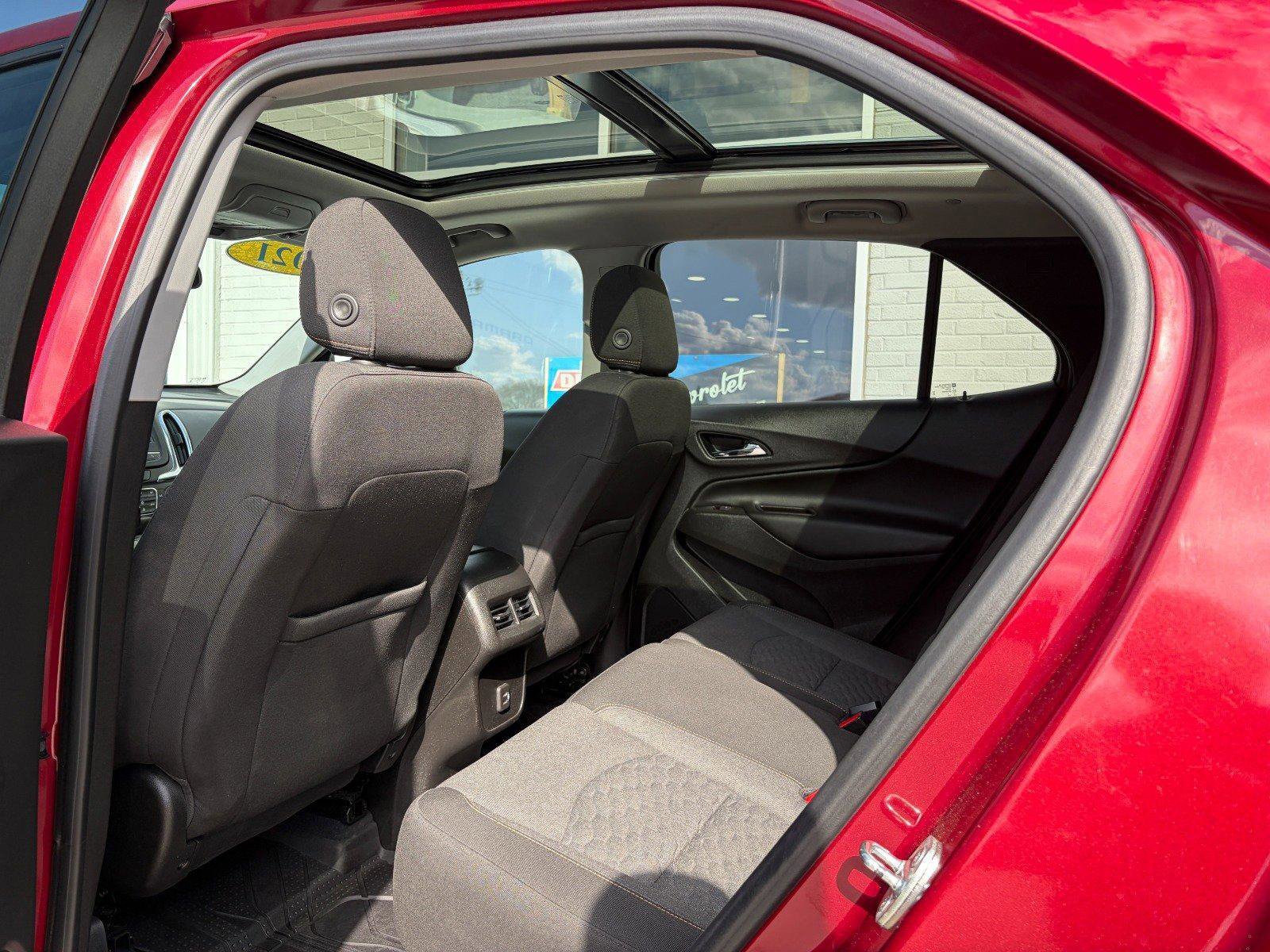 Used 2021 Chevrolet Equinox LT AWD/4WD image 19