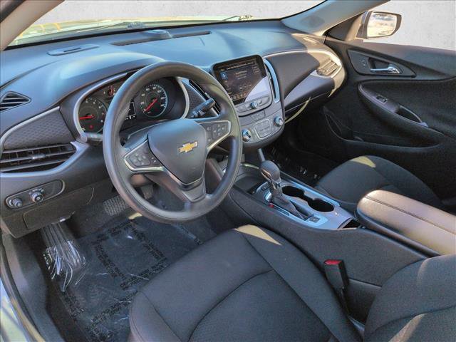 Used 2024 Chevrolet Malibu LT image 9