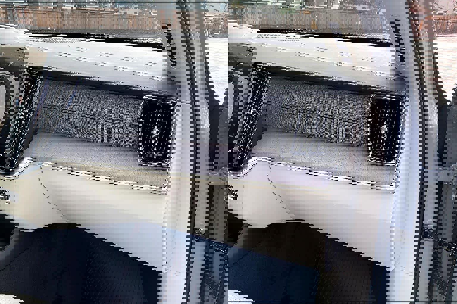 New 2026 Volvo XC90 T8 Ultra image 29