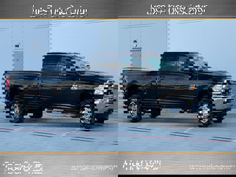 Used 2017 RAM 3500 Tradesman w/ Chrome Appearance Group image 10