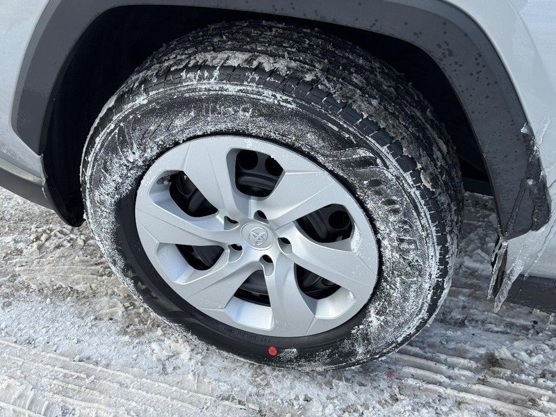 Used 2020 Toyota RAV4 LE w/ Carpet Mat Package image 10