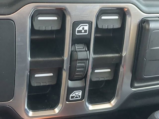 Used 2023 Jeep Gladiator Overland w/ Trailer Tow Package image 21