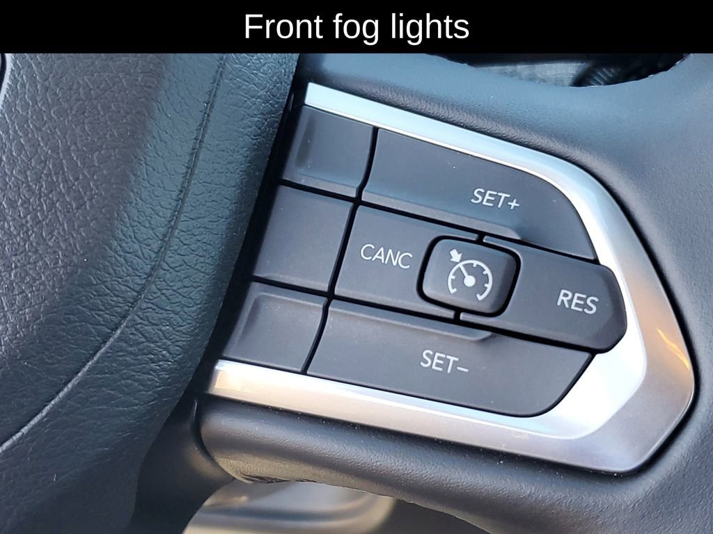 Used 2022 Jeep Compass Latitude image 12