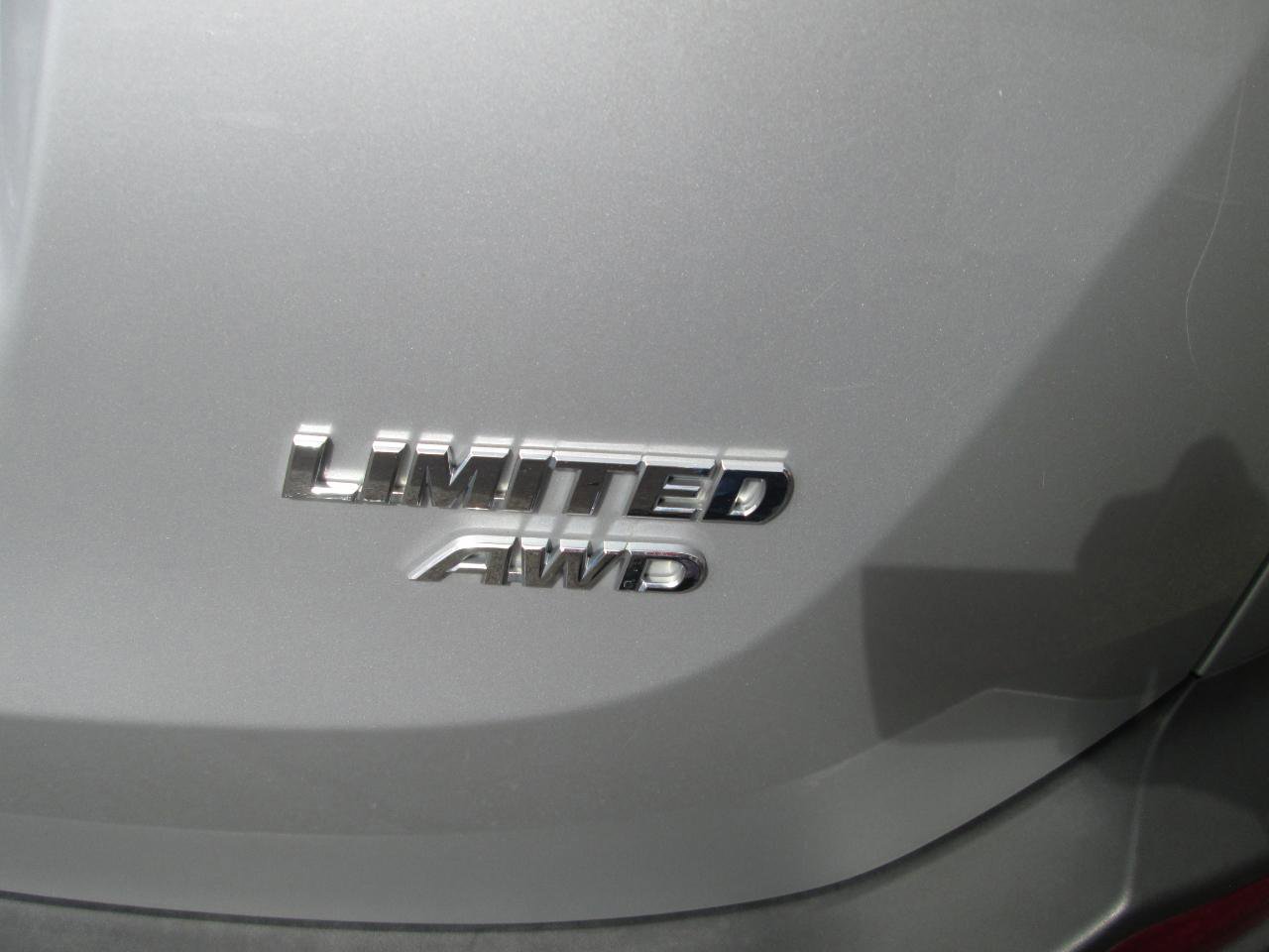 Used 2013 Toyota RAV4 Limited image 14